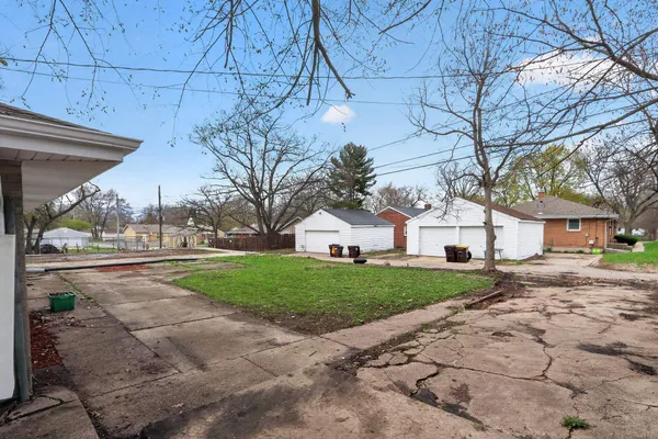 $250,000 | 3229 Blackstone Avenue, Rockford, IL 61101