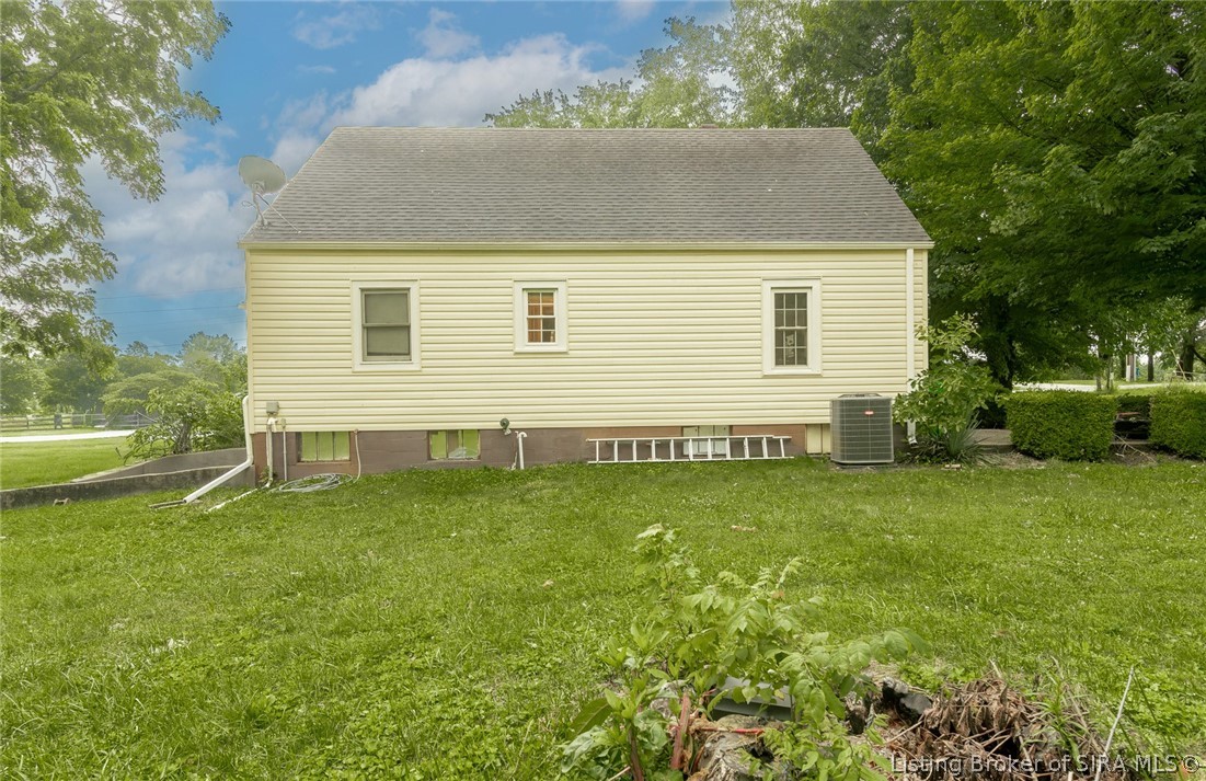 1350 Hancock Chapel Road Northeast New Salisbury, IN 47161 - Photo 12 of 68
