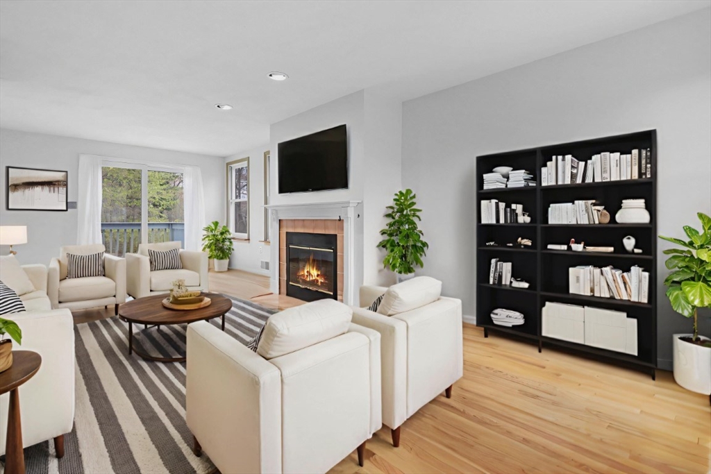 15 Stillwater Road Methuen, MA 01844 - Photo 3 of 19