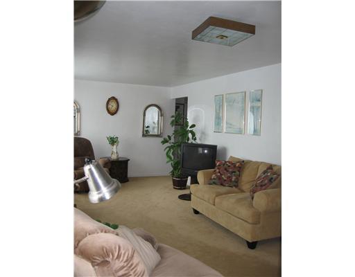 869 Shadycrest Road Beechview, PA 15216 - Photo 2 of 11 Living Room.