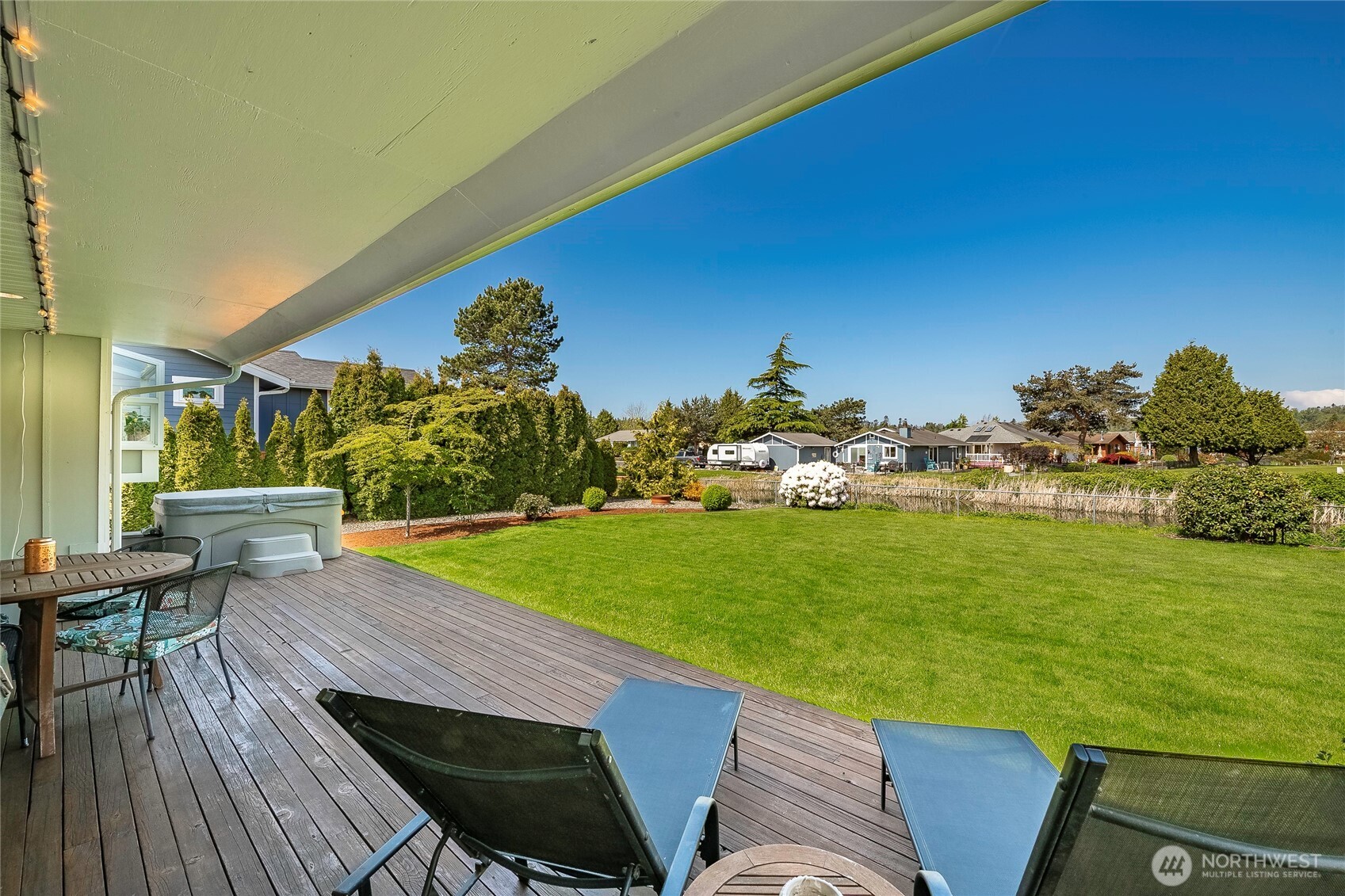 8105 Cowichan Road Blaine, WA 98230 - Photo 12 of 34