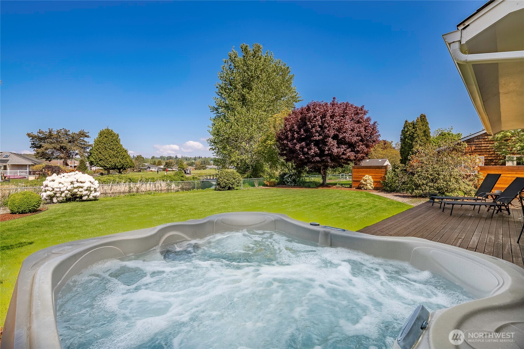 8105 Cowichan Road Blaine, WA 98230 - Photo 13 of 34