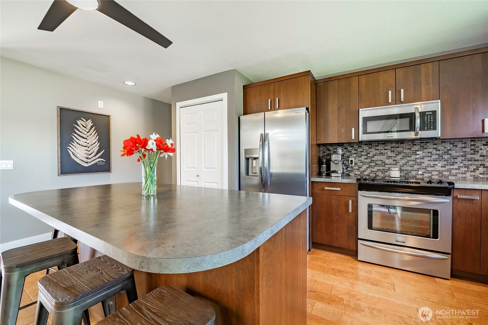 8105 Cowichan Road Blaine, WA 98230 - Photo 23 of 34