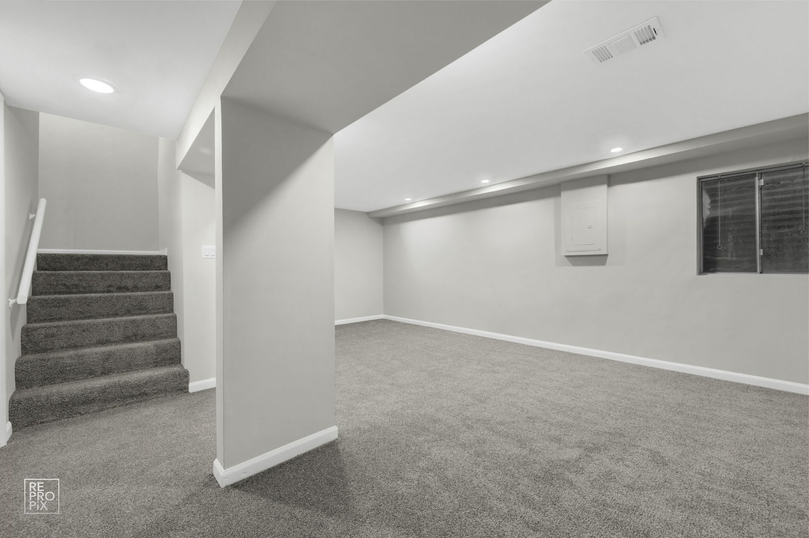 524 Jordan Way Bolingbrook, IL 60440 - Photo 14 of 16 a view of an empty room with stairs