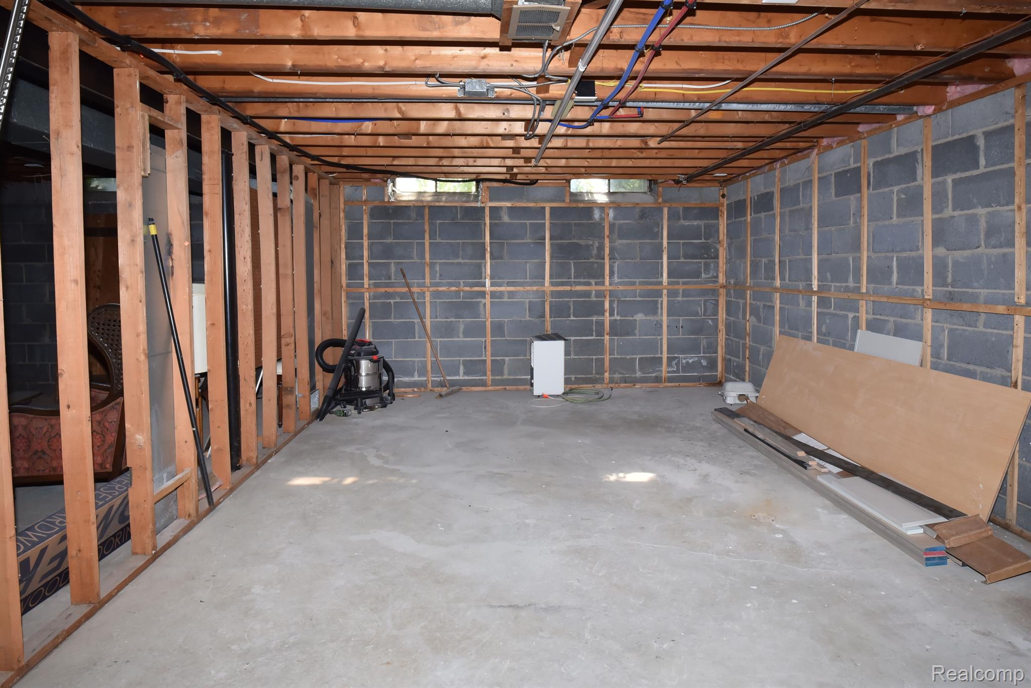 1654 Bracken Road Bloomfield Hills, MI 48302 - Photo 32 of 37 Gallery Image 32