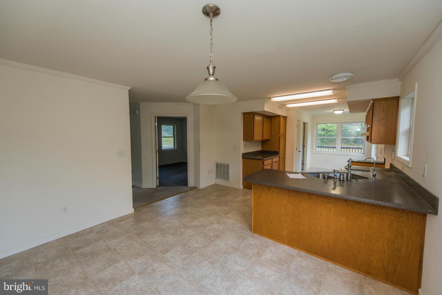 200 Mile Ridge Strasburg, VA 22641 - Photo 6 of 24 Kitchen