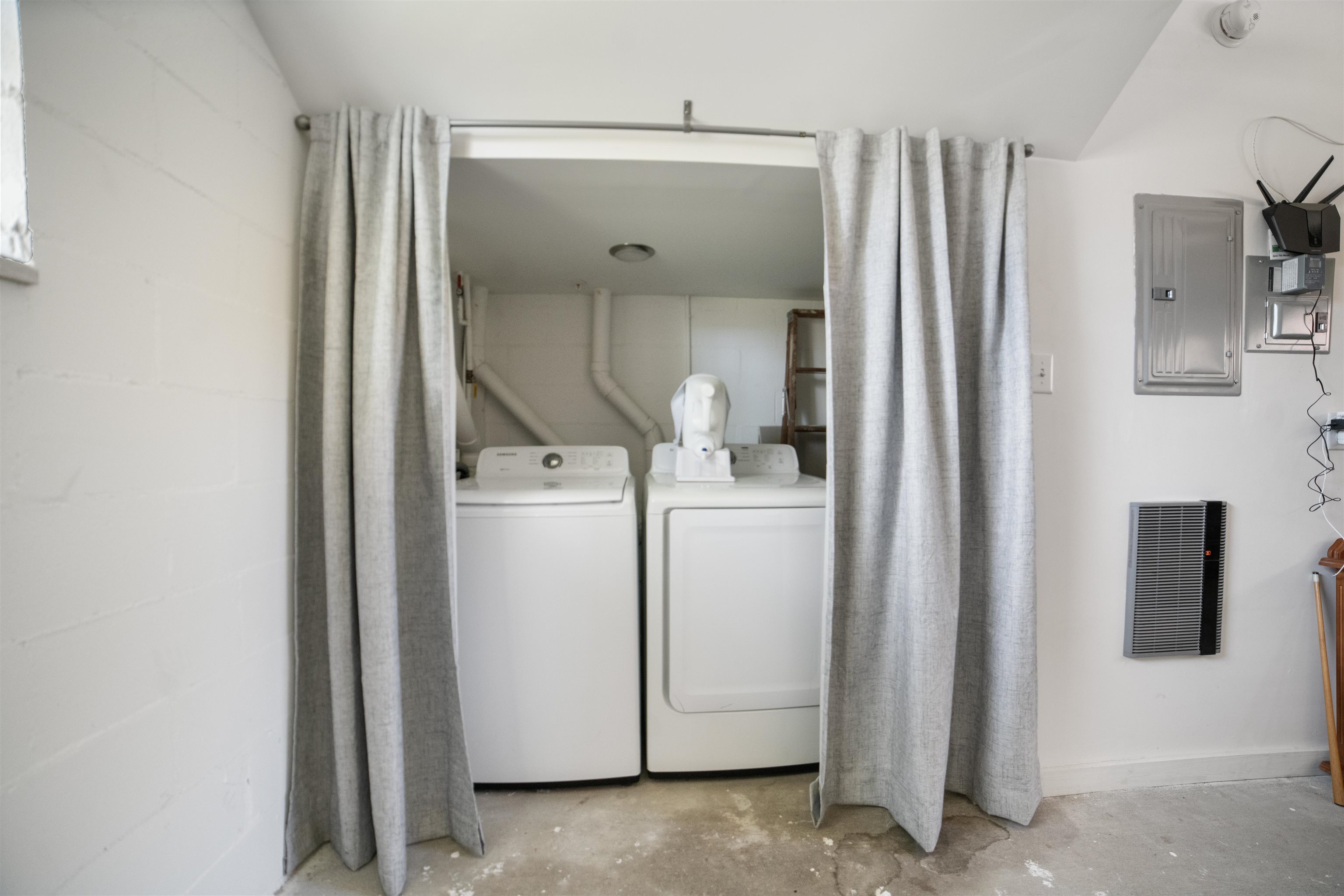 55 North Warren Street, Unit 3 Mobile, AL 36602 - Photo 20 of 22 Laundry