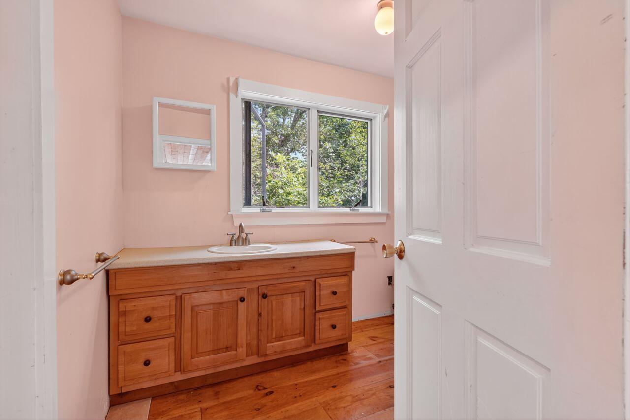 94 Estey Road Newcastle, ME 04553 - Photo 31 of 76 photos_web_resolution_94_Estey_Road_136