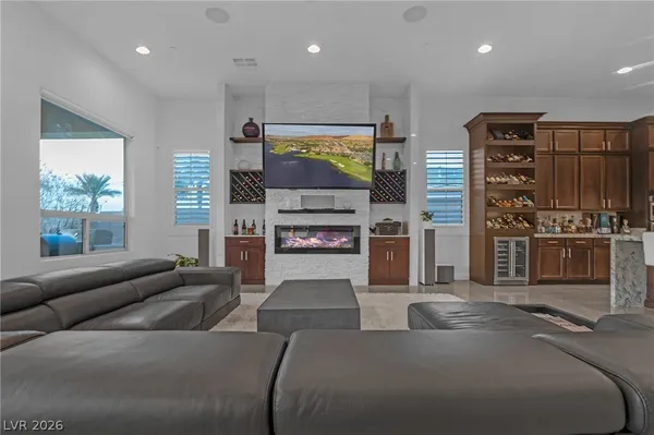 $7,000 | 9 Porto Malaga Street, Henderson, NV 89011
