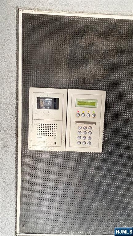 308-310 Passaic Avenue, Unit 201 Harrison, NJ 07029 - Photo 29 of 31 a view of a hallway