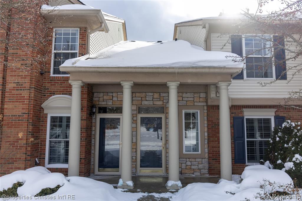 3645 Oakmonte Boulevard Rochester, MI 48306 - Photo 1 of 28 Gallery Image 1