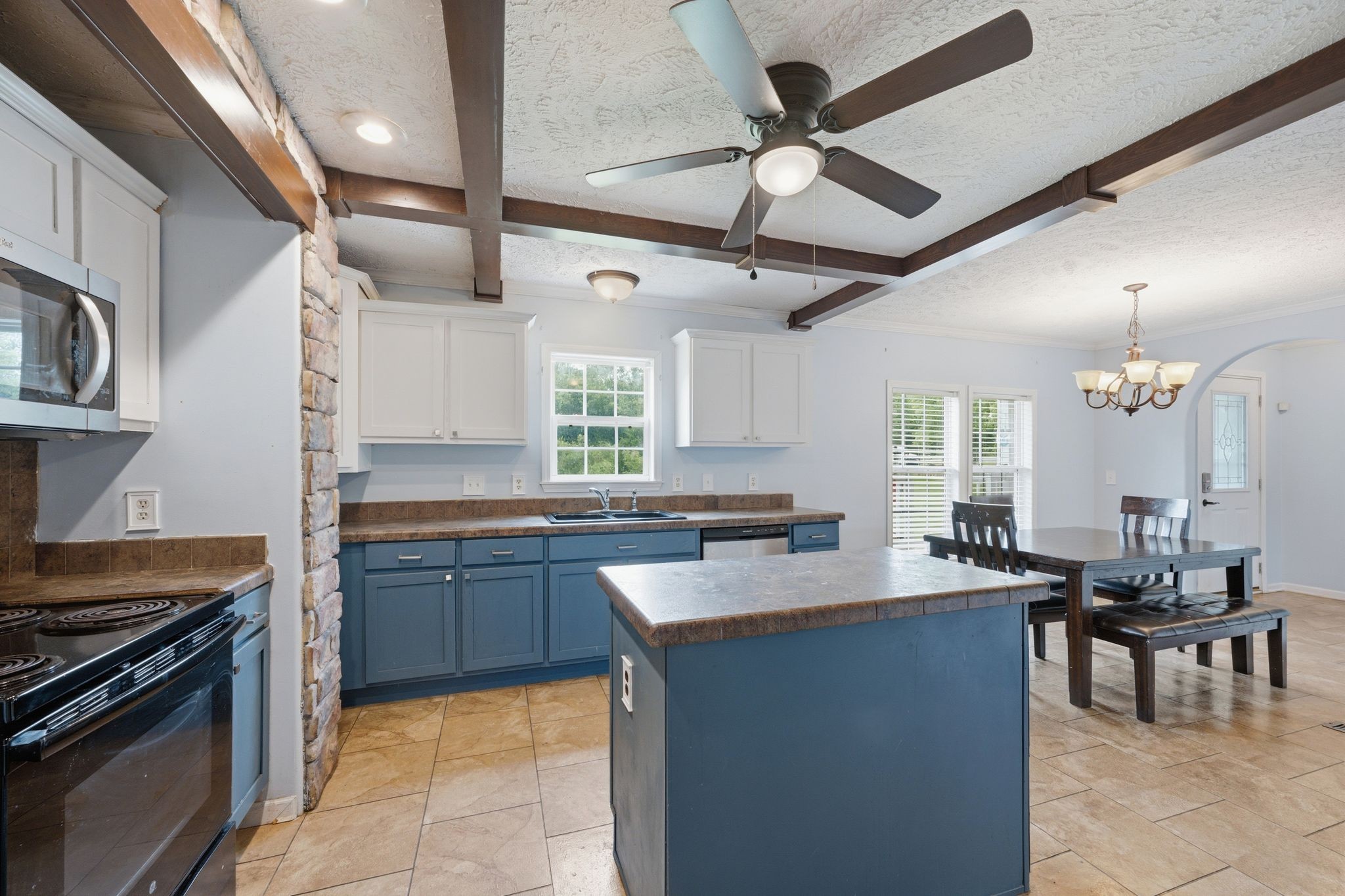 2594 Sylvia Road Dickson, TN 37055 - Photo 9 of 33