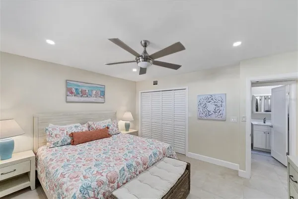 $2,800 | 500 South Washington Drive, Unit 18B, Sarasota, FL 34236