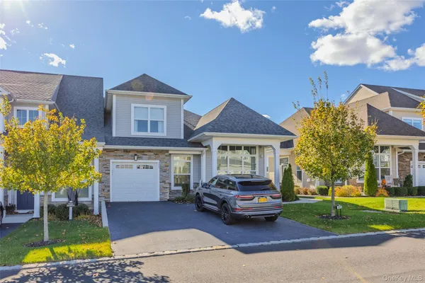 $1,099,000 | 303 Silver Timber Drive, Yaphank, NY 11980