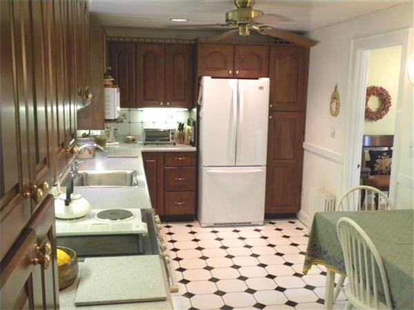 39 George Road Quincy, MA 02170 - Photo 6 of 17 Gallery Image 6