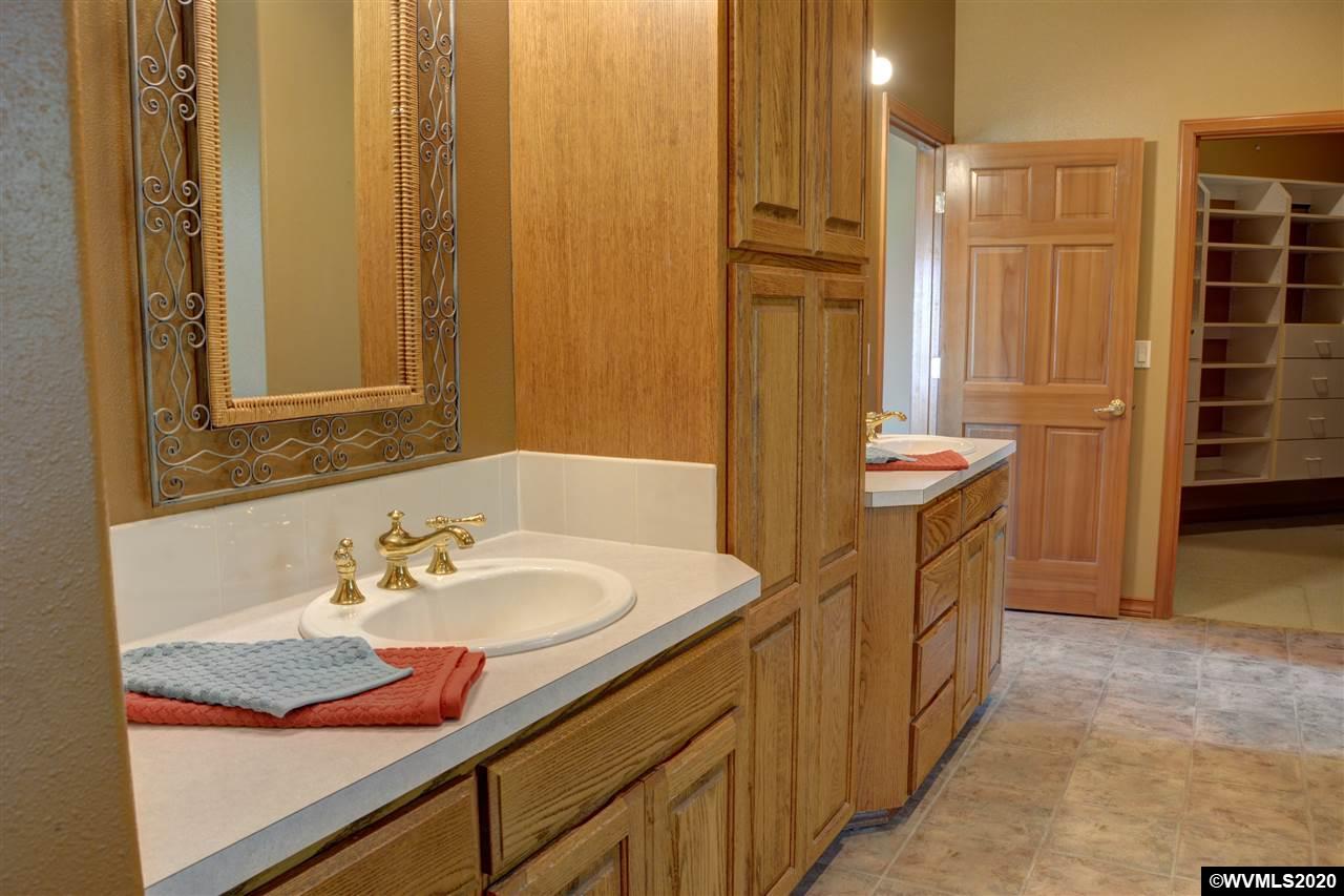 20801 River Road Northeast St. Paul, OR 97137 - Photo 29 of 42
