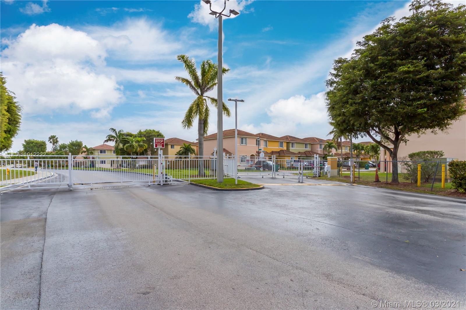 14339 Southwest 135th Court Miami, FL 33186 - Photo 5 of 47