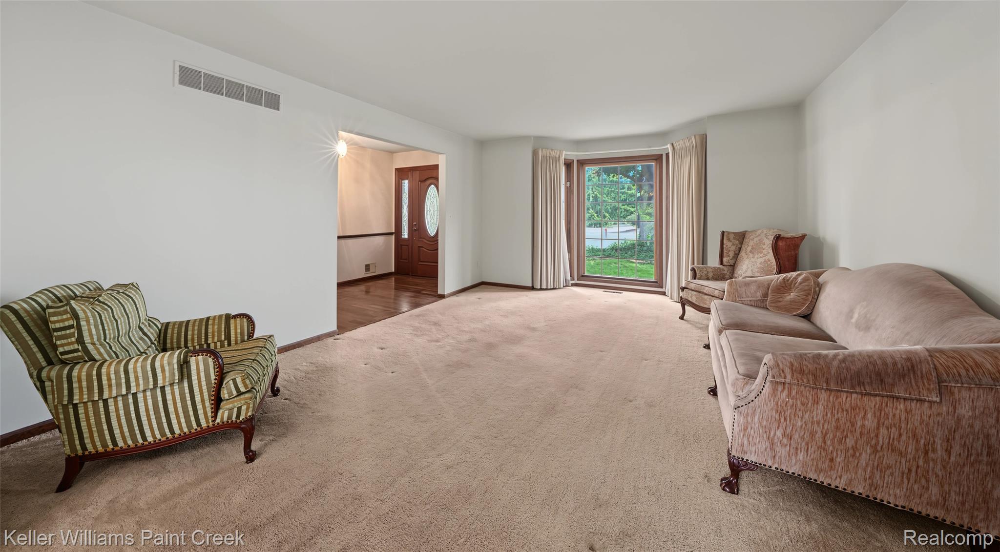 1077 Maple Leaf Drive Rochester, MI 48309 - Photo 20 of 60 1077 Maple Leaf Dr RHills HDR-35.jpeg