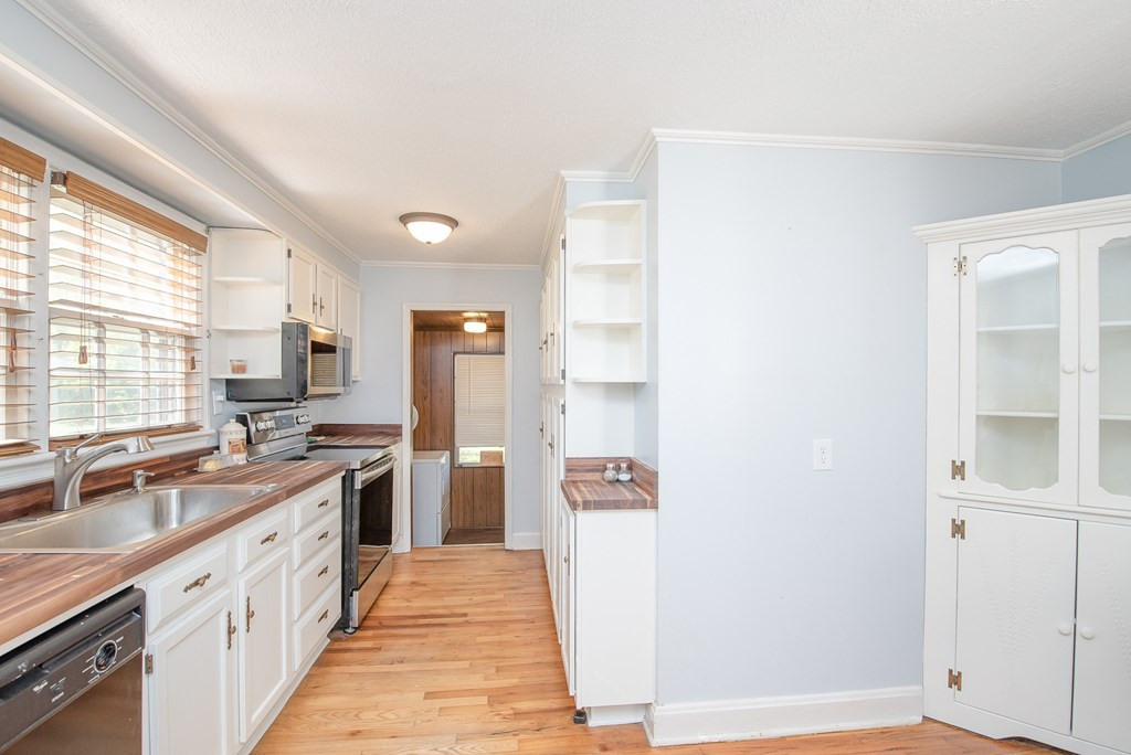 1314 Two Notch Road Southeast Aiken, SC 29803 - Photo 5 of 27
