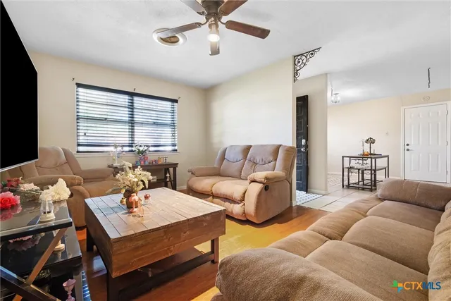 $1,600 | 1820 Gaynor Drive, Killeen, TX 76549