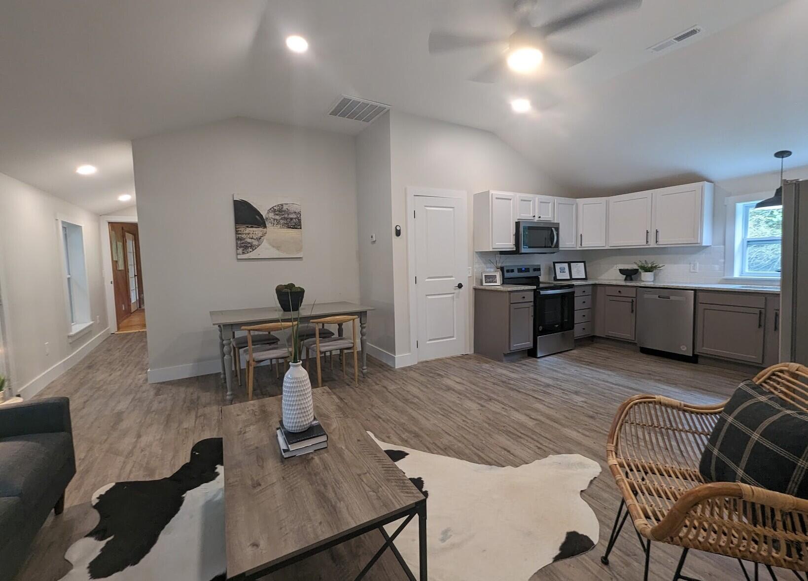 443 Friendship Road Ringgold, GA 30736 - Photo 7 of 16 primary kitchen