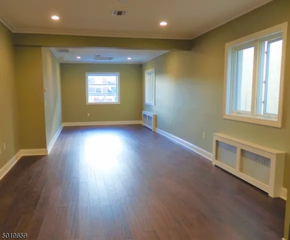 $2,500 | 36 Main Street, Madison, NJ 07940