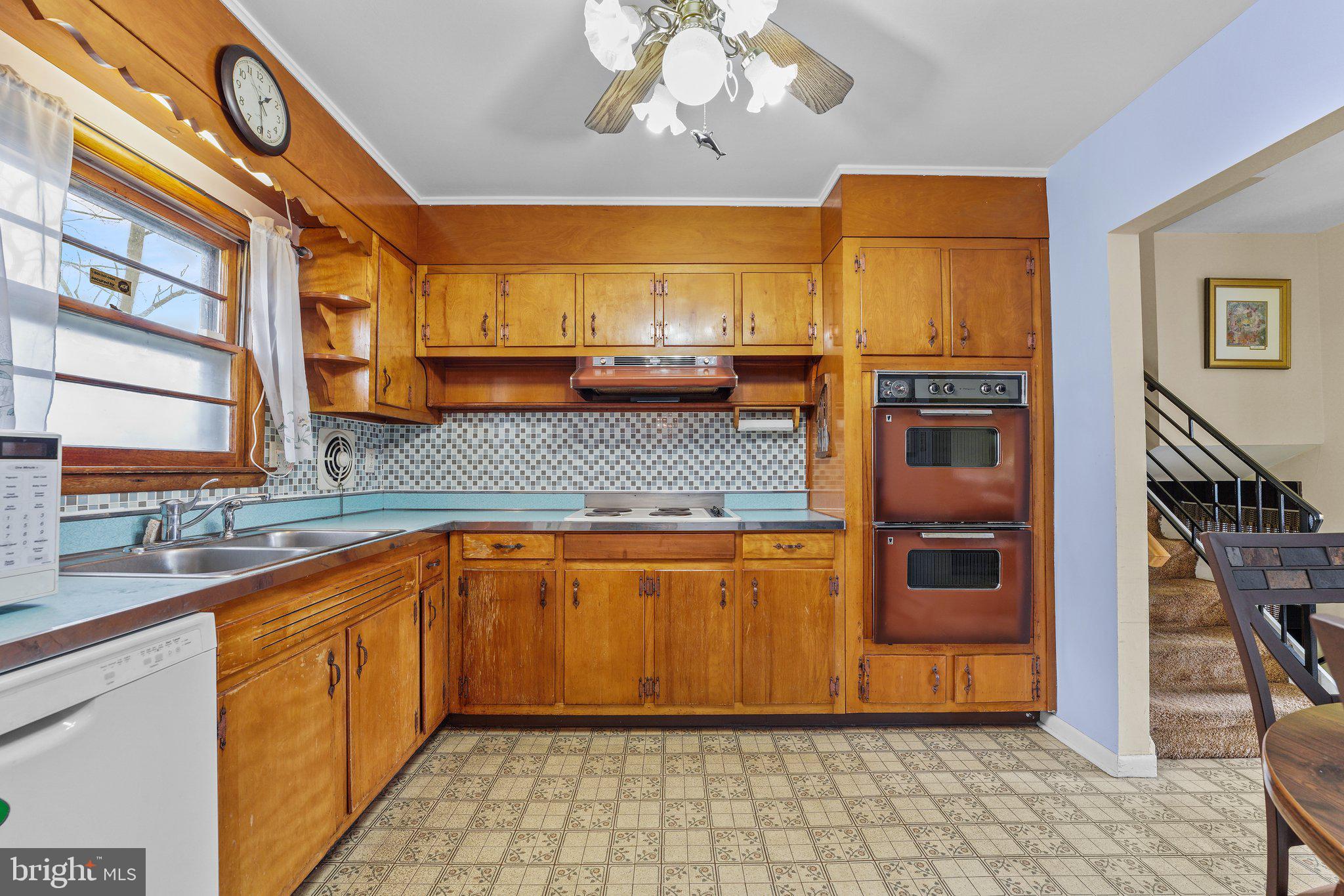 6 Rita Road Morrisville, PA 19067 - Photo 11 of 31 Gallery Image 11