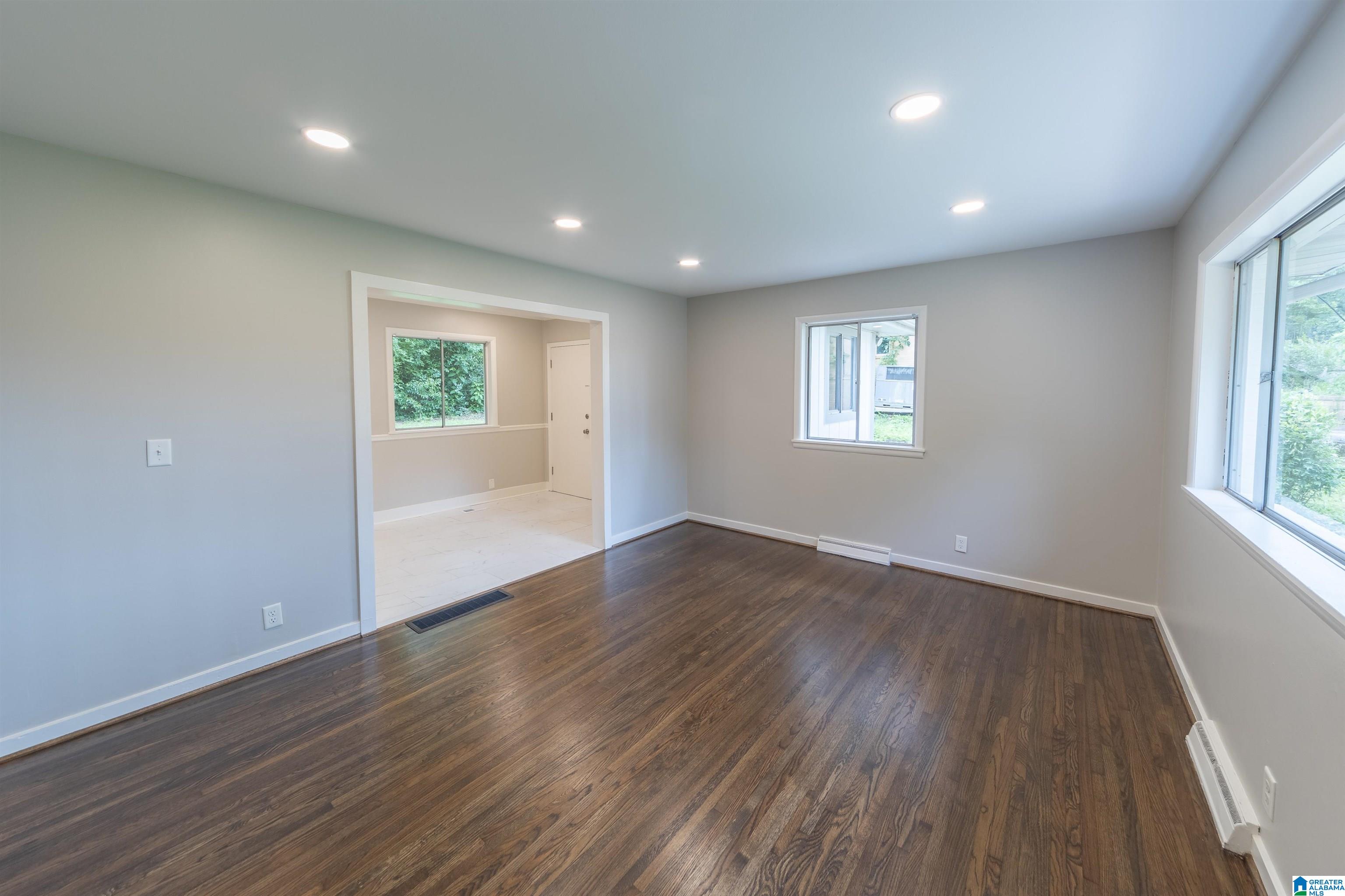 709 Rebecca Road Birmingham, AL 35206 - Photo 7 of 19