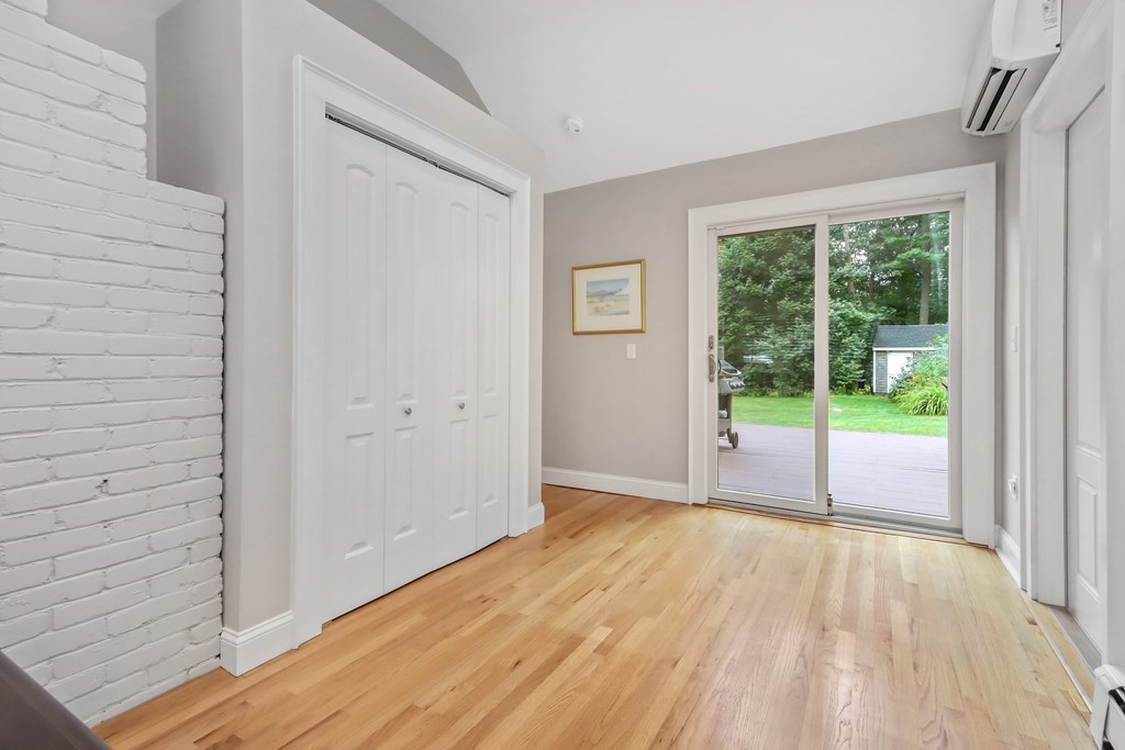 86 Croft Regis Road Westwood, MA 02090 - Photo 12 of 27 Gallery Image 12