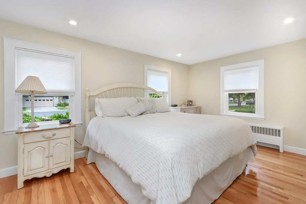 86 Croft Regis Road Westwood, MA 02090 - Photo 13 of 27 Gallery Image 13