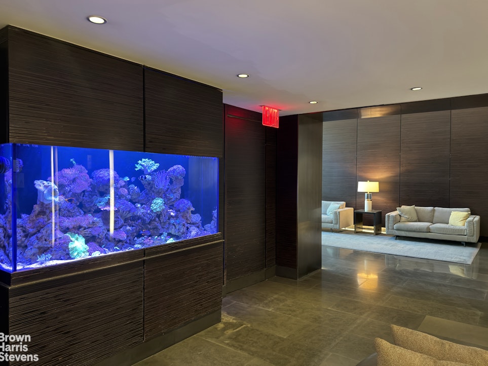 333 Rector Place, Unit 1405 Manhattan, NY 10280 - Photo 25 of 29