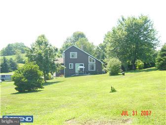 217 Rhoades Road Kutztown, PA 19530 - Photo 4 of 12 Gallery Image 4