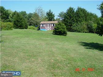 217 Rhoades Road Kutztown, PA 19530 - Photo 5 of 12 Gallery Image 5