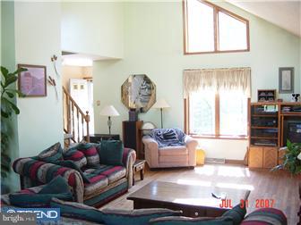 217 Rhoades Road Kutztown, PA 19530 - Photo 7 of 12 Gallery Image 7