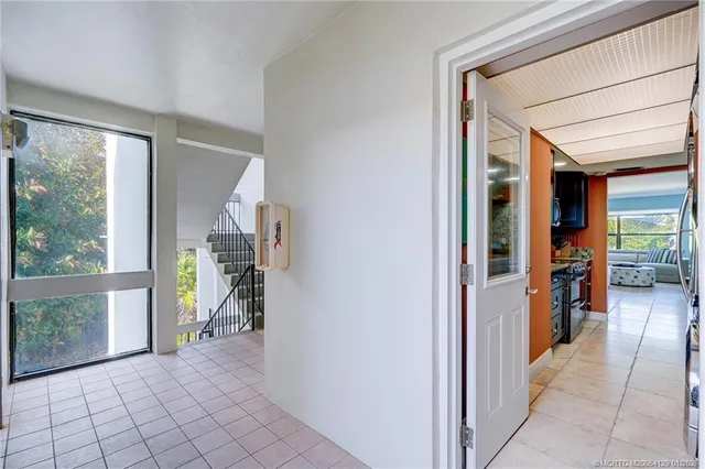 $775,000 | 1289 Northeast Ocean Boulevard, Unit 7, Stuart, FL 34996