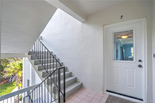 $775,000 | 1289 Northeast Ocean Boulevard, Unit 7, Stuart, FL 34996