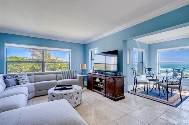 $775,000 | 1289 Northeast Ocean Boulevard, Unit 7, Stuart, FL 34996