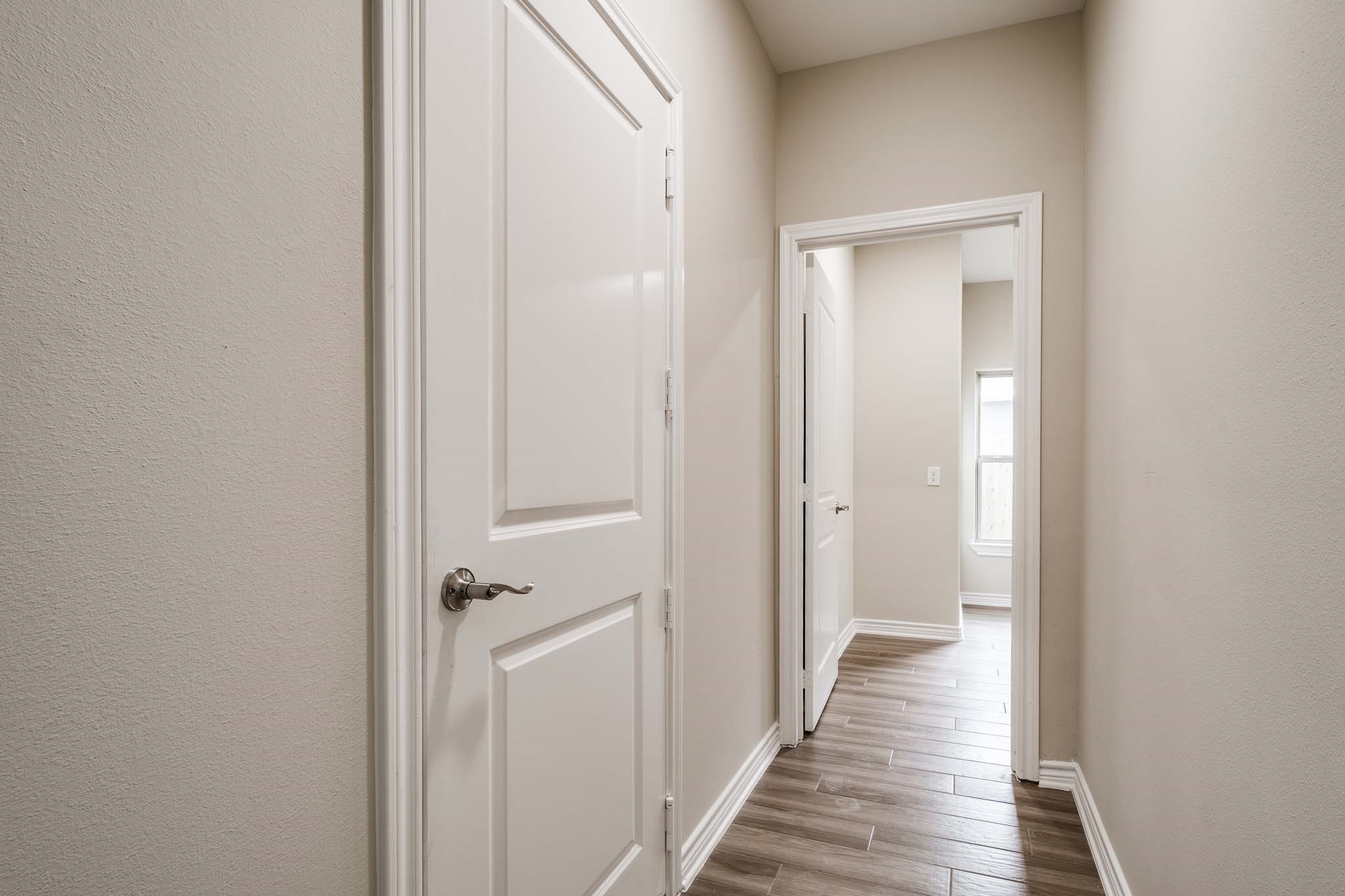 10610 Ellerston Road Cleveland, TX 77327 - Photo 8 of 39 Gallery Image 8