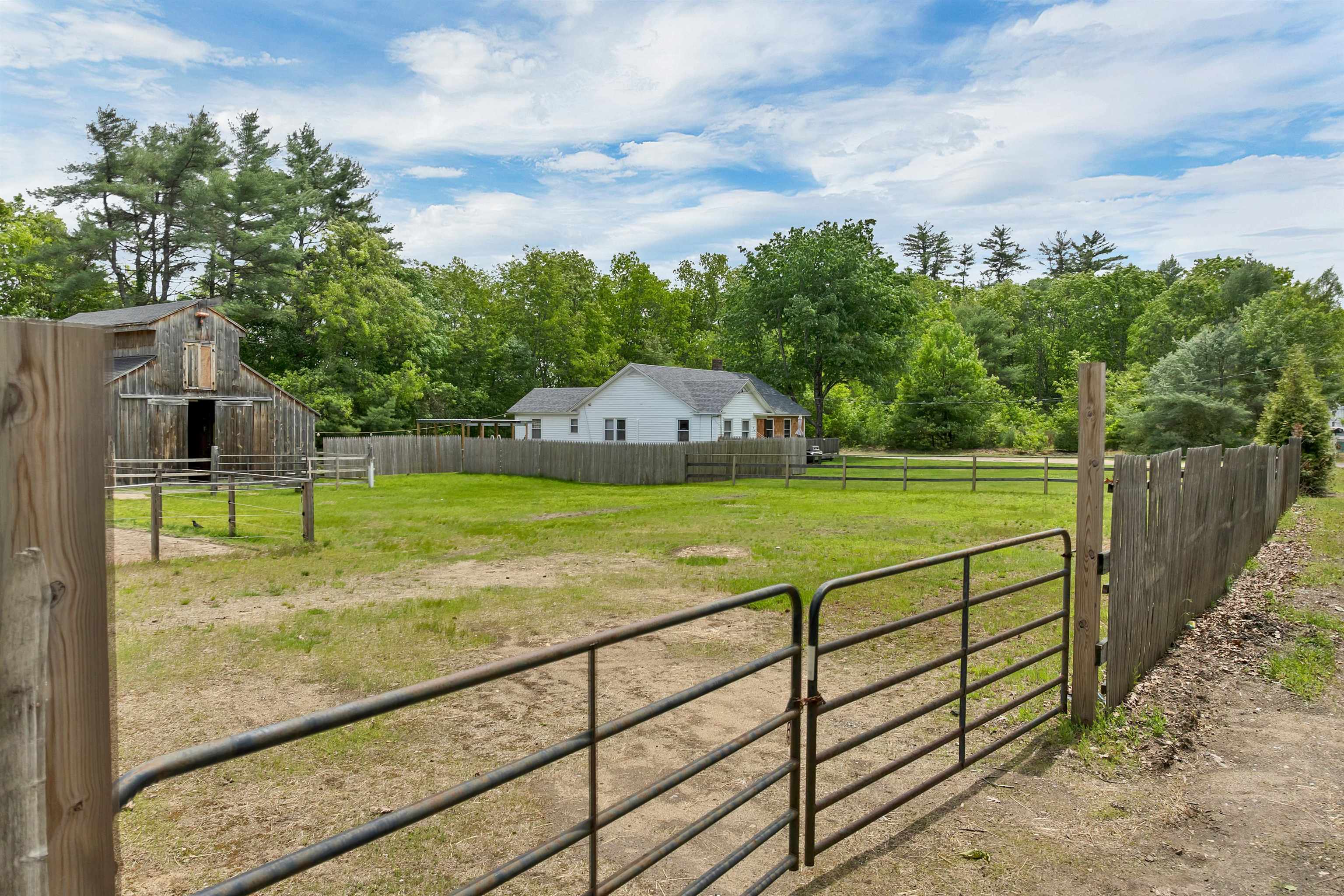 341 Hill Road Franklin, NH 03235 - Photo 6 of 60