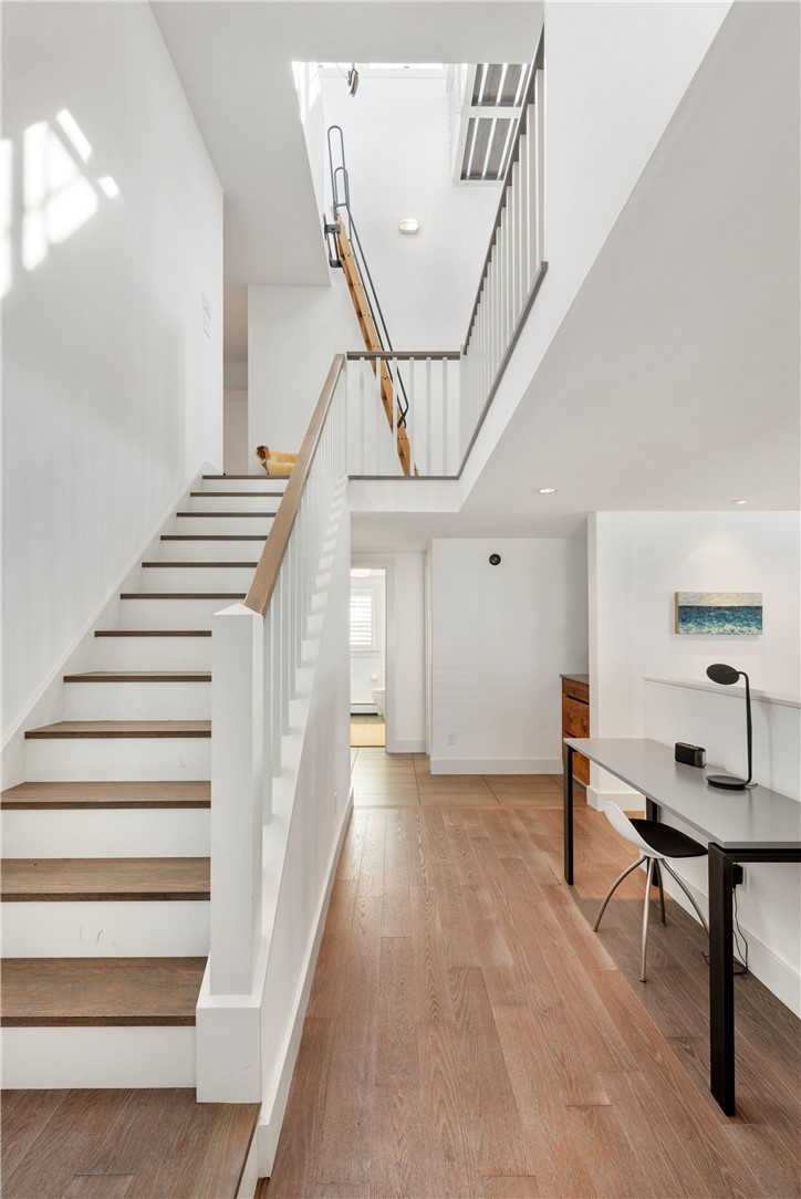 39 Shore Drive Warren, RI 02885 - Photo 12 of 44