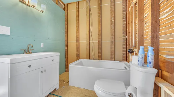 $269,000 | 3247 Main Avenue, Sheboygan, WI 53083