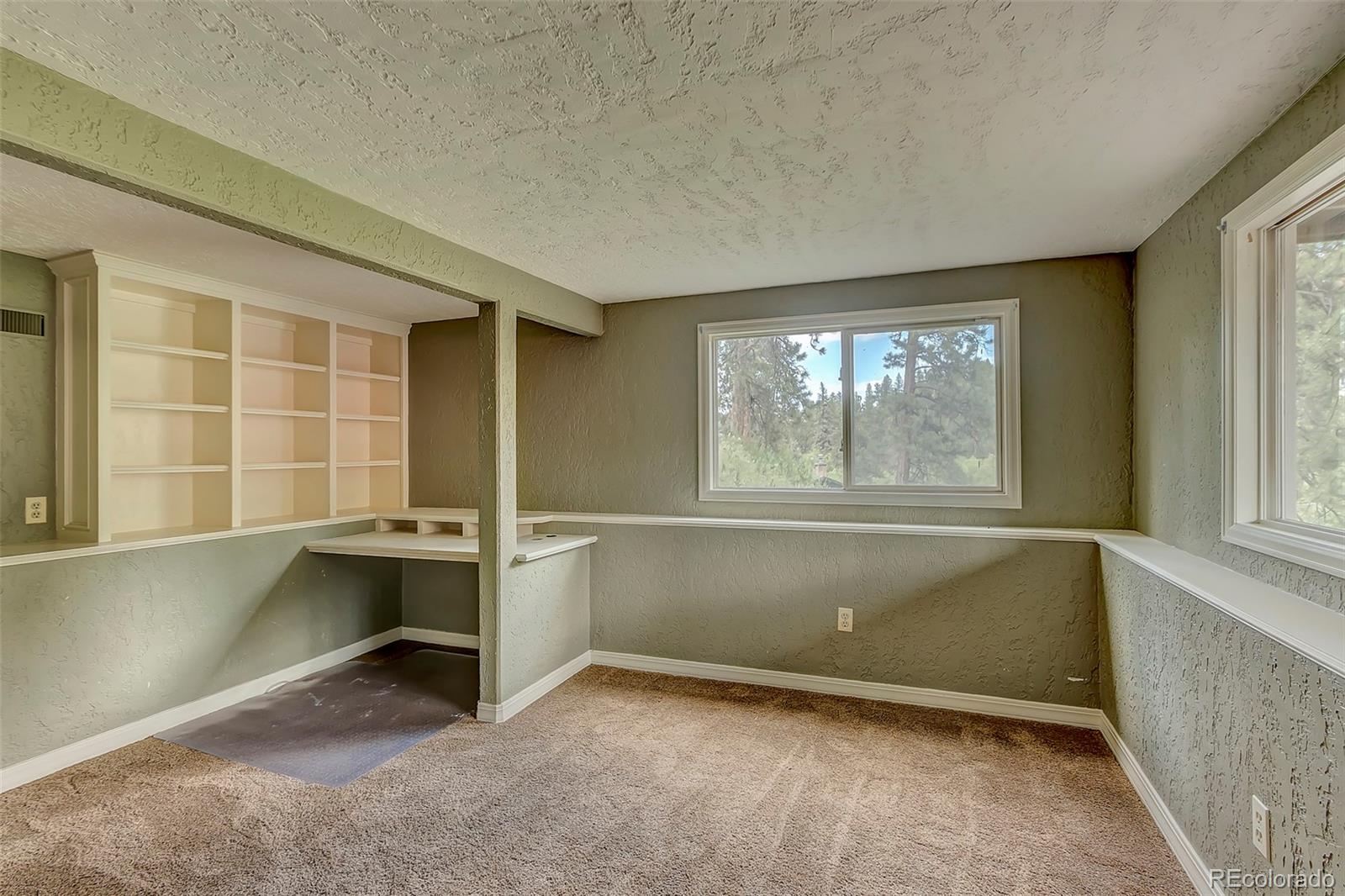 4807 Blue Spruce Road Evergreen, CO 80439 - Photo 18 of 32 Gallery Image 18