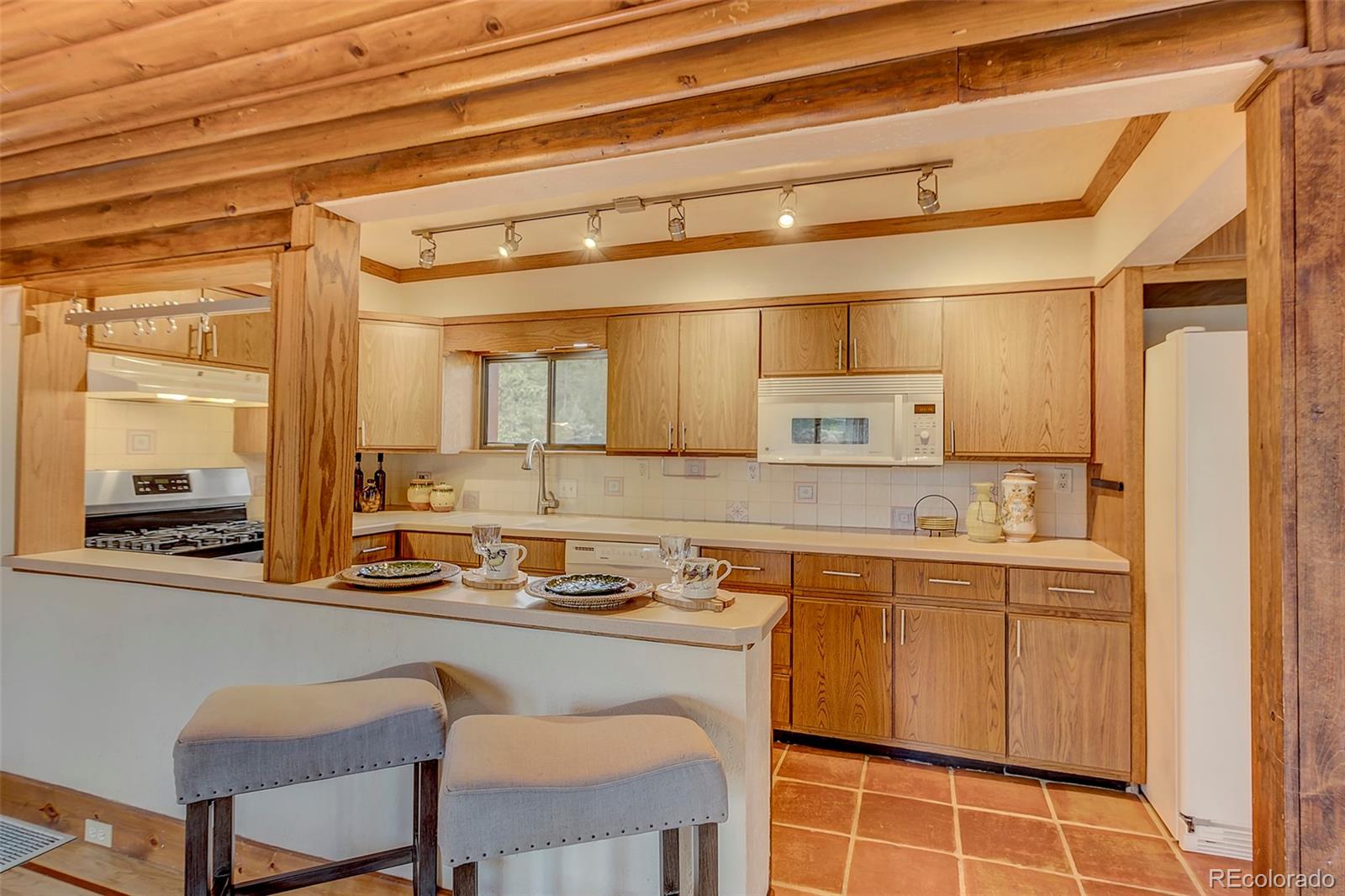 4807 Blue Spruce Road Evergreen, CO 80439 - Photo 9 of 32 Gallery Image 9