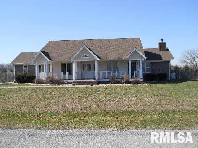 6011 Willow Spring Road Marion, IL 62959 - Photo 2 of 33 Gallery Image 2