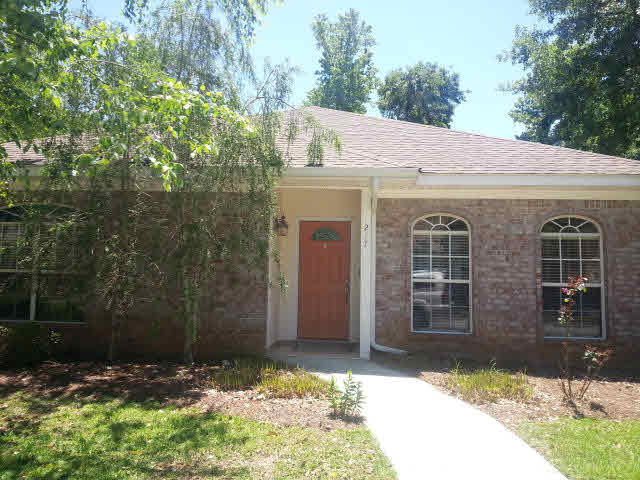 217 Savannah Circle Foley, AL 36535 - Photo 1 of 1