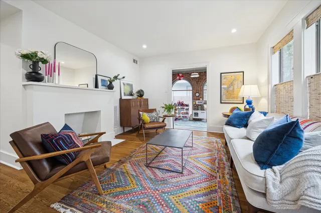 $1,200,000 | 1412 Marshall Street, Houston, TX 77006