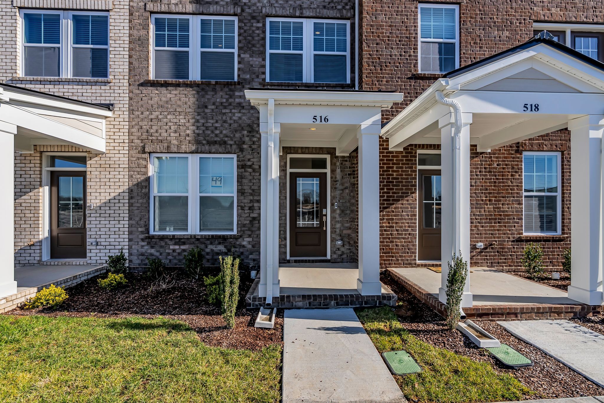 516 Hinton Street Lebanon, TN 37090 - Photo 2 of 24 a front view of a house with garden