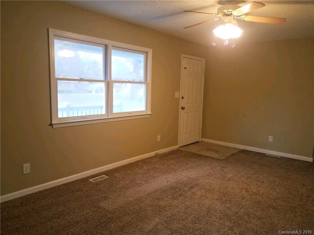 5311 Green Road Stanley, NC 28164 - Photo 5 of 13 Gallery Image 5