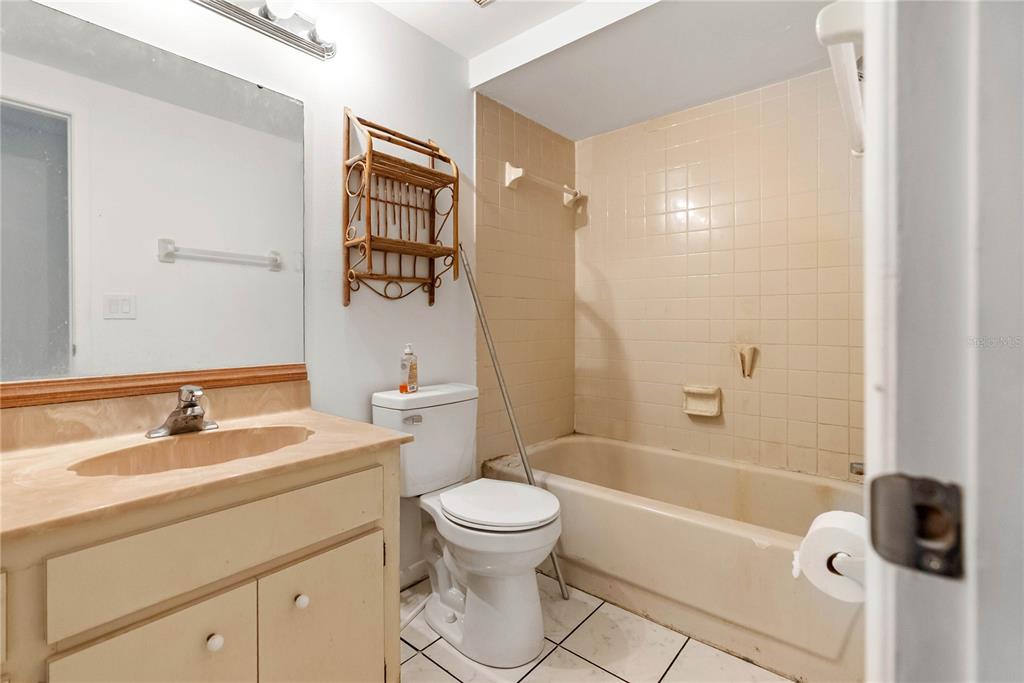 1256 Foggy Ridge Parkway Lutz, FL 33559 - Photo 12 of 31