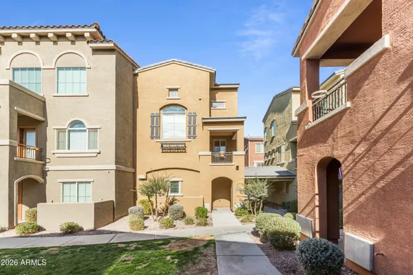 $2,300 | 240 West Juniper Avenue, Unit 1121, Gilbert, AZ 85233
